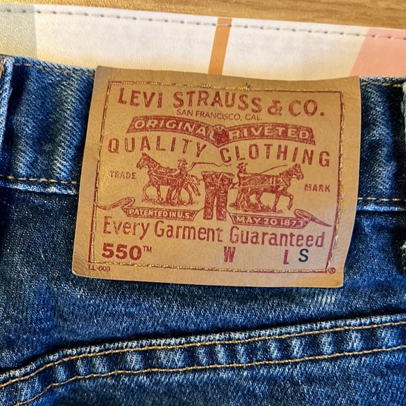VINTAGE LEVIS 550 Womens size 0-2 Dark Wash high Rise Jeans - Picture 5 of 8